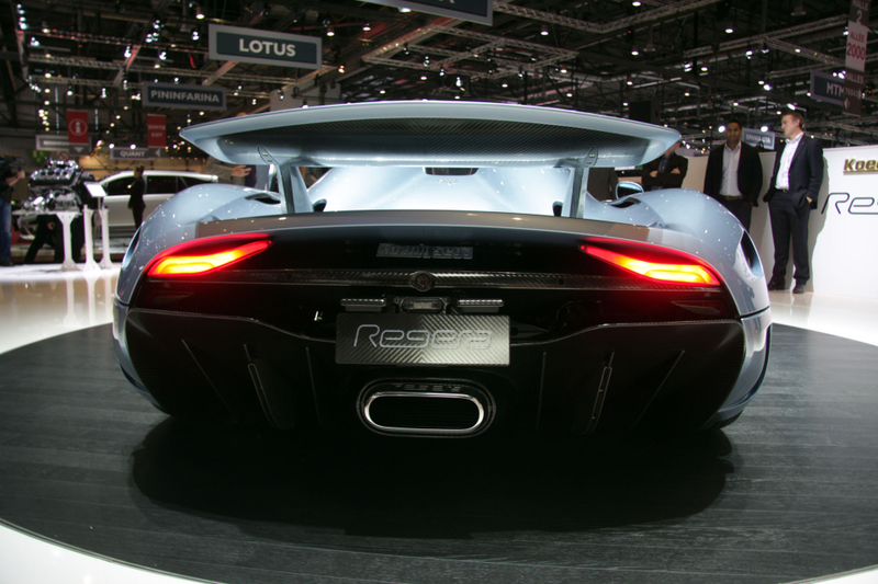 Illustration for article titled Koenigsegg Will Sell You A Car Without A Transmission For $1.9 Million